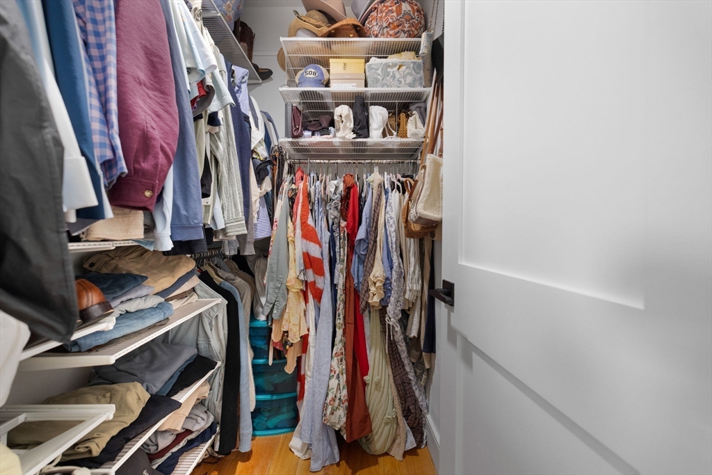 644 Adams Street, Unit 3 Boston, MA 02122 - Photo 17 of 34