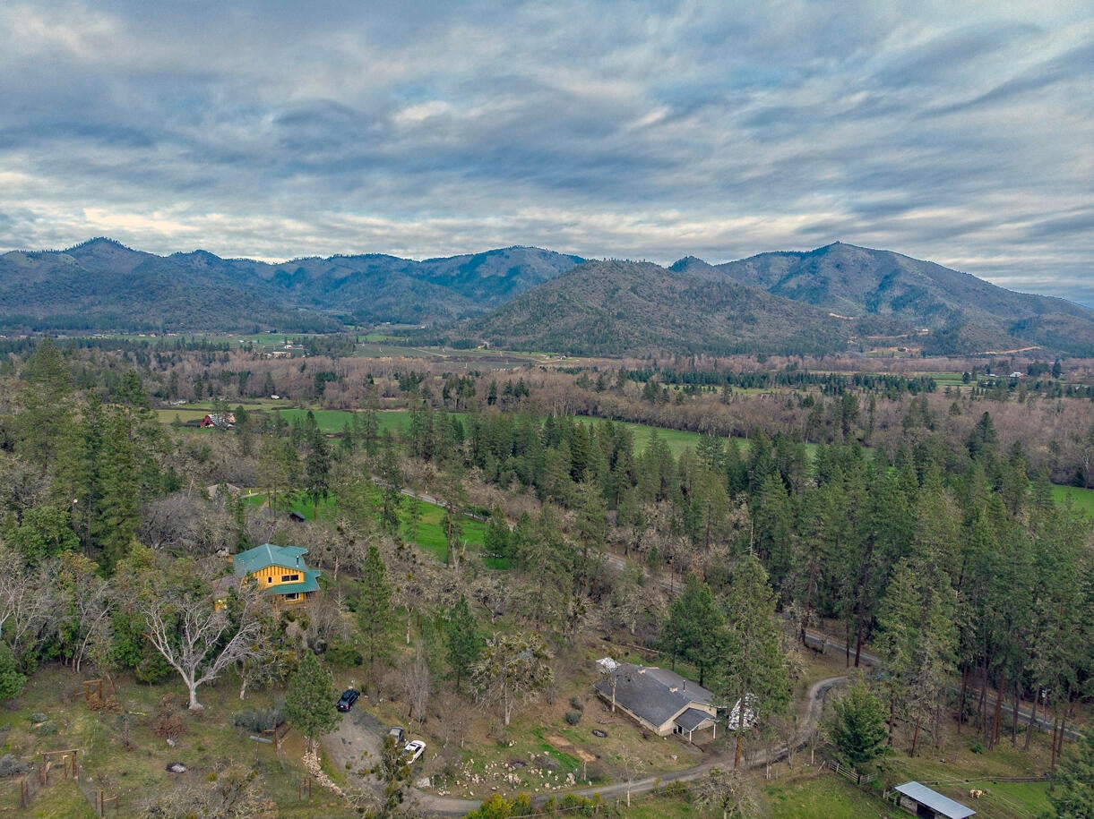 800 Messinger Road Williams, OR 97544 - Photo 48 of 51 48