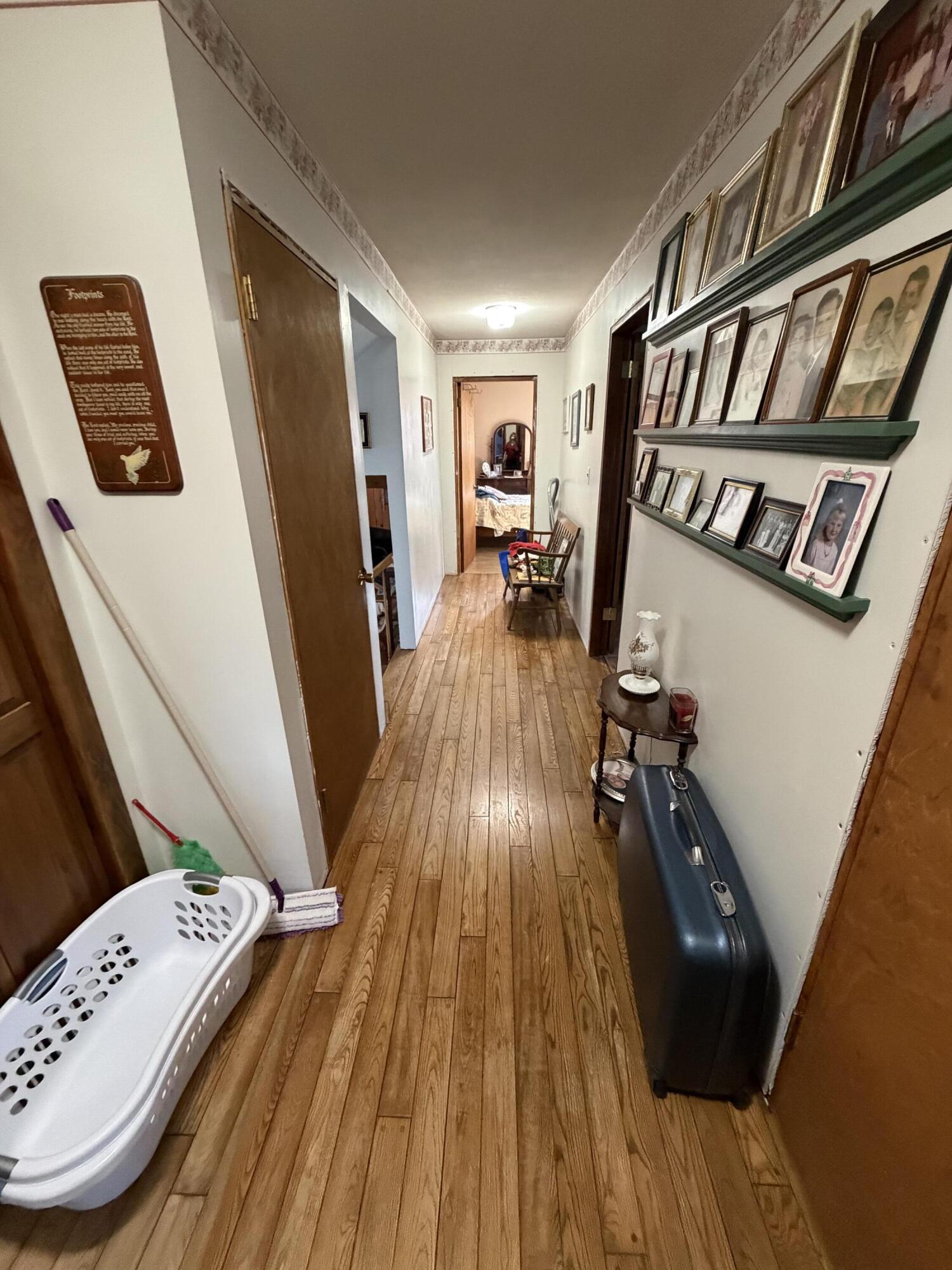 5 Middle Street Millinocket, ME 04462 - Photo 16 of 20 E451151E-7143-4537-9838-AA4094841126