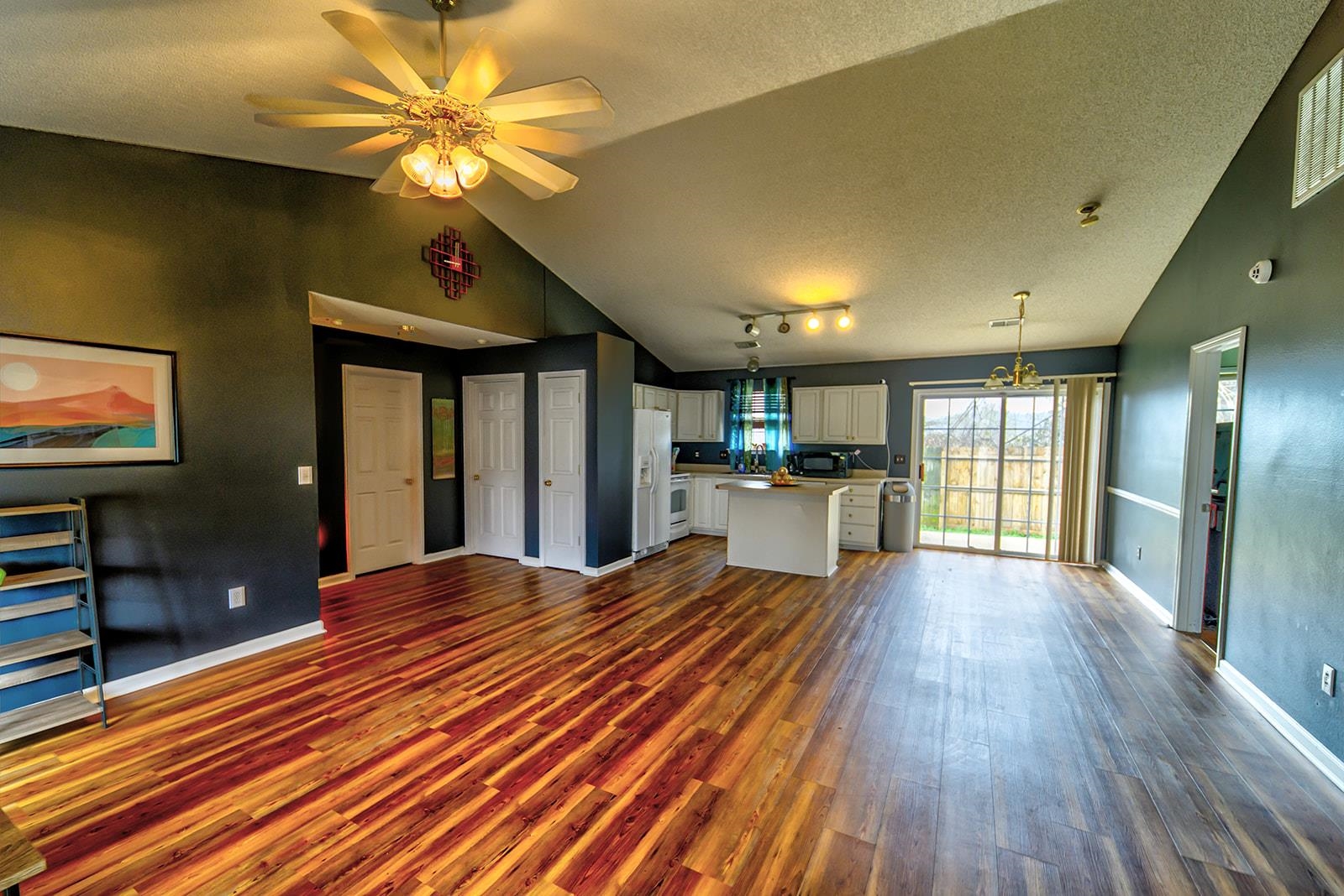 309 Honor Road Duncan, SC 29334 - Photo 3 of 17 Gallery Image 3