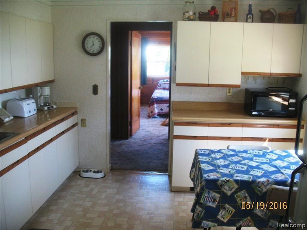 3834 Lakeshore Road Deckerville, MI 48427 - Photo 42 of 64 IMG_9599.JPG