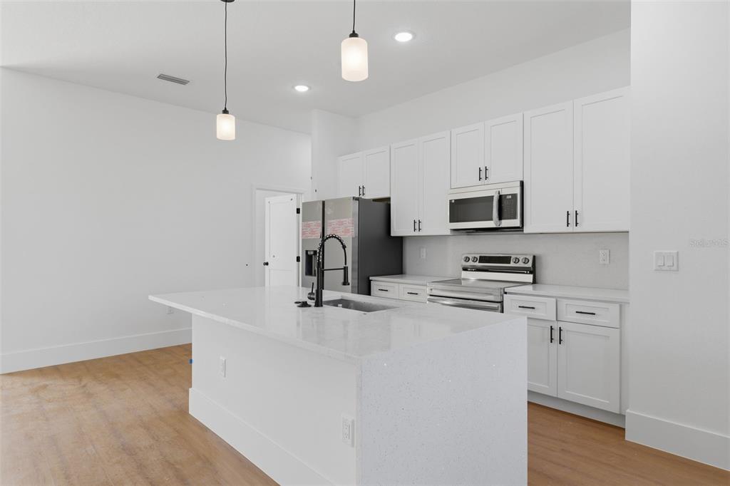 12804 Southwest 74th Terrace Ocala, FL 34473 - Photo 12 of 36