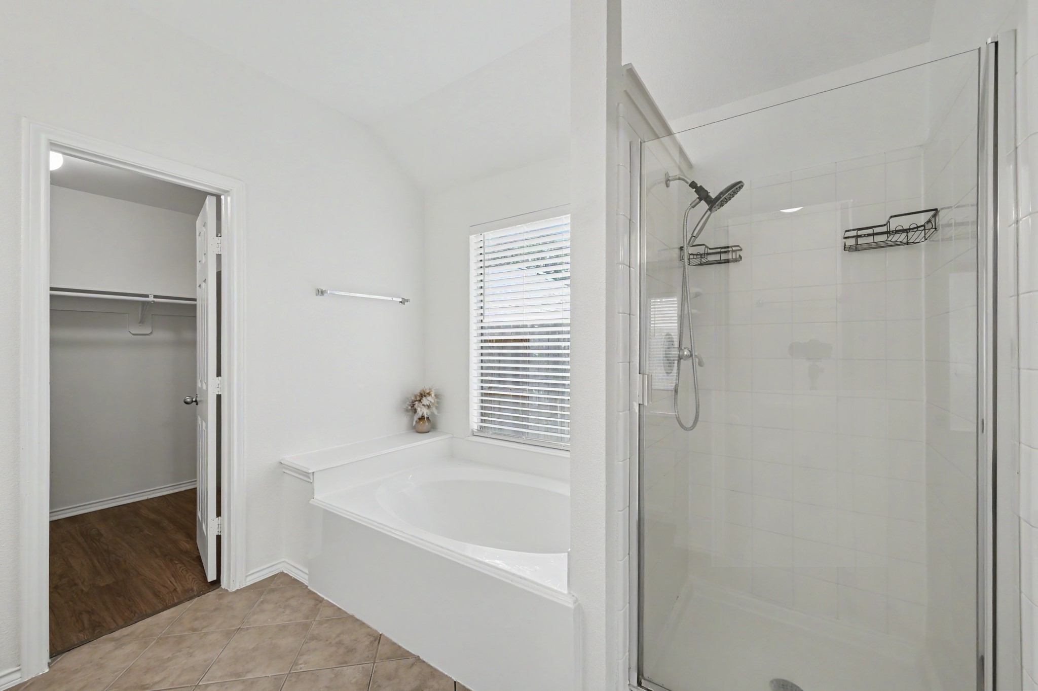 28518 Ashlyn Ridge Lane Spring, TX 77386 - Photo 38 of 50 This bathroom is the perfect place to unwind after a long day.