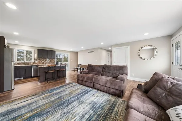 $369,900 | 641 Longvue Drive, Houston, PA 15342