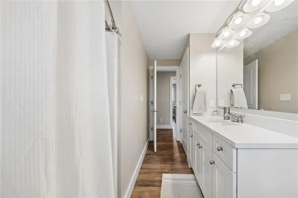 $369,900 | 641 Longvue Drive, Houston, PA 15342