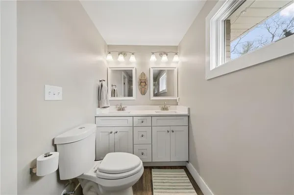 $369,900 | 641 Longvue Drive, Houston, PA 15342