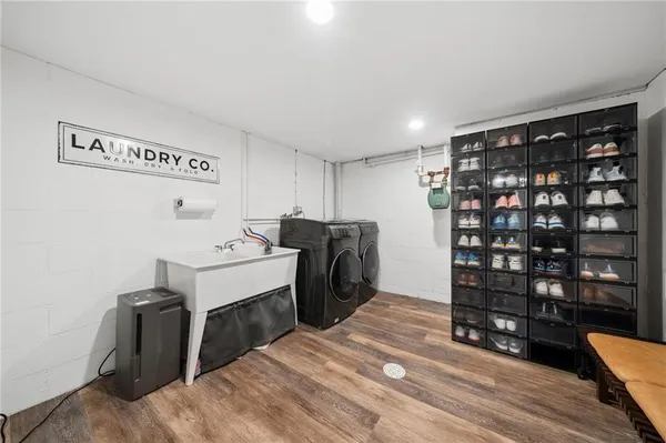 $369,900 | 641 Longvue Drive, Houston, PA 15342