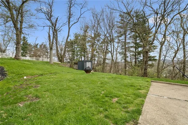 $369,900 | 641 Longvue Drive, Houston, PA 15342