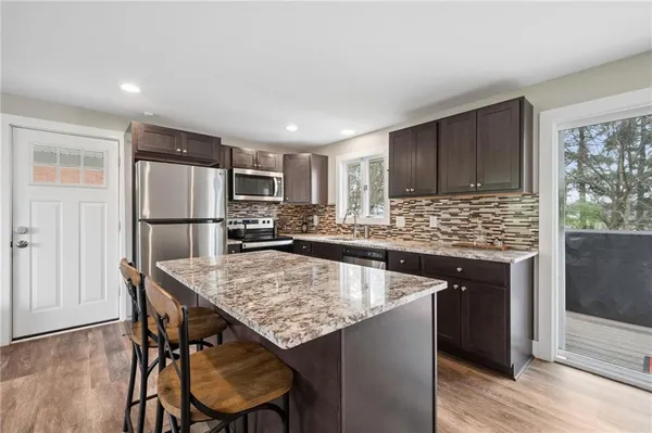 $369,900 | 641 Longvue Drive, Houston, PA 15342