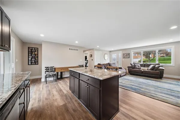 $369,900 | 641 Longvue Drive, Houston, PA 15342