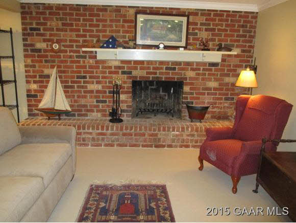 206 Meadowbrook Road Staunton, VA 24401 - Photo 17 of 25 Gallery Image 17