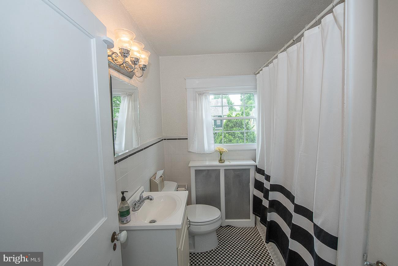 117 Gladstone Road Lansdowne, PA 19050 - Photo 40 of 57