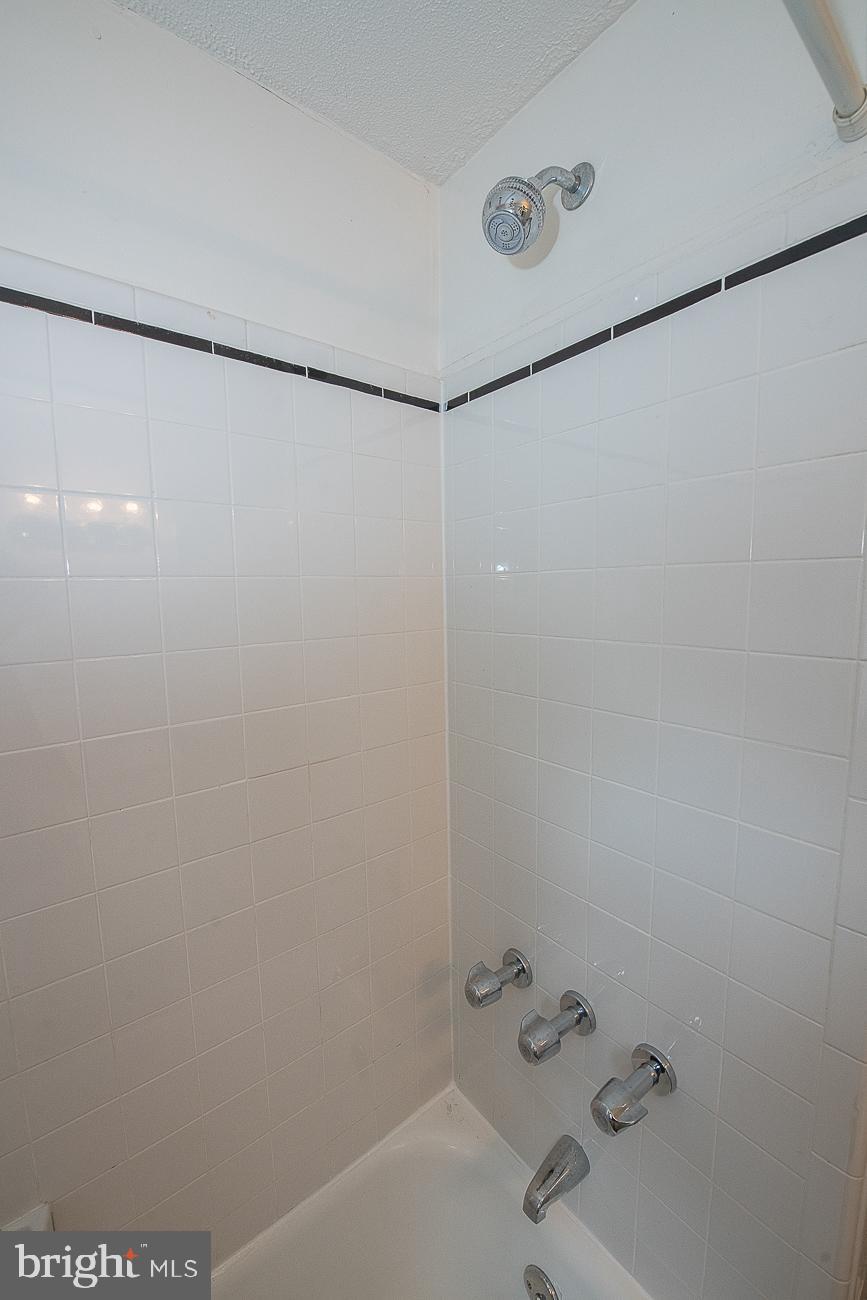 117 Gladstone Road Lansdowne, PA 19050 - Photo 41 of 57