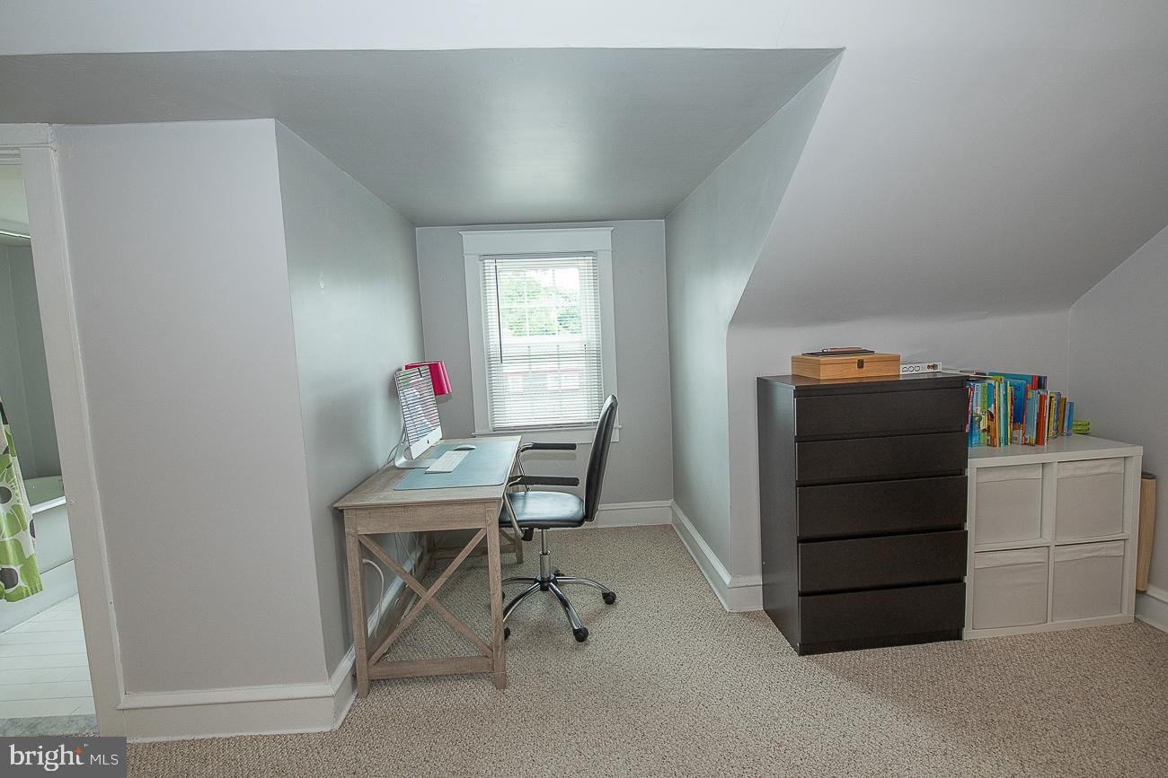 117 Gladstone Road Lansdowne, PA 19050 - Photo 45 of 57