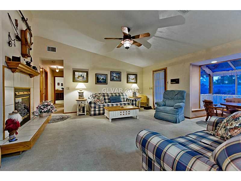 3035 Westwind Road Las Vegas, NV 89146 - Photo 9 of 35 Family Room.