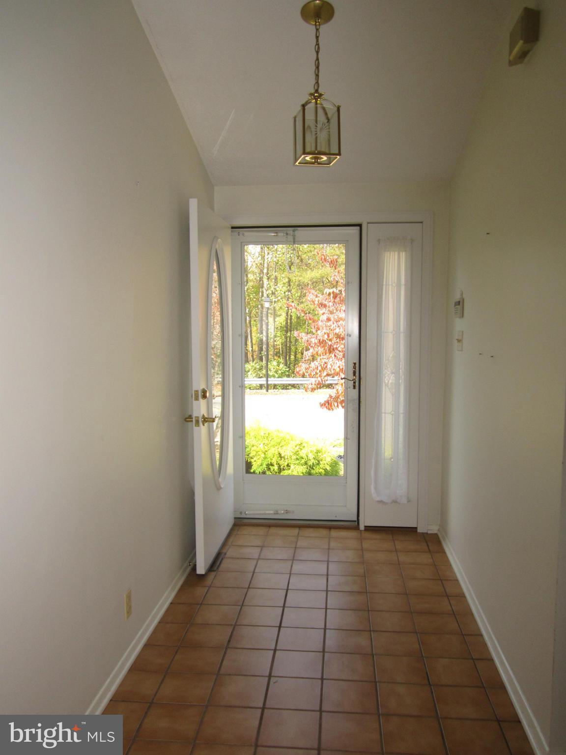 9415 Gunview Road Baltimore, MD 21236 - Photo 8 of 24 Interior (General)