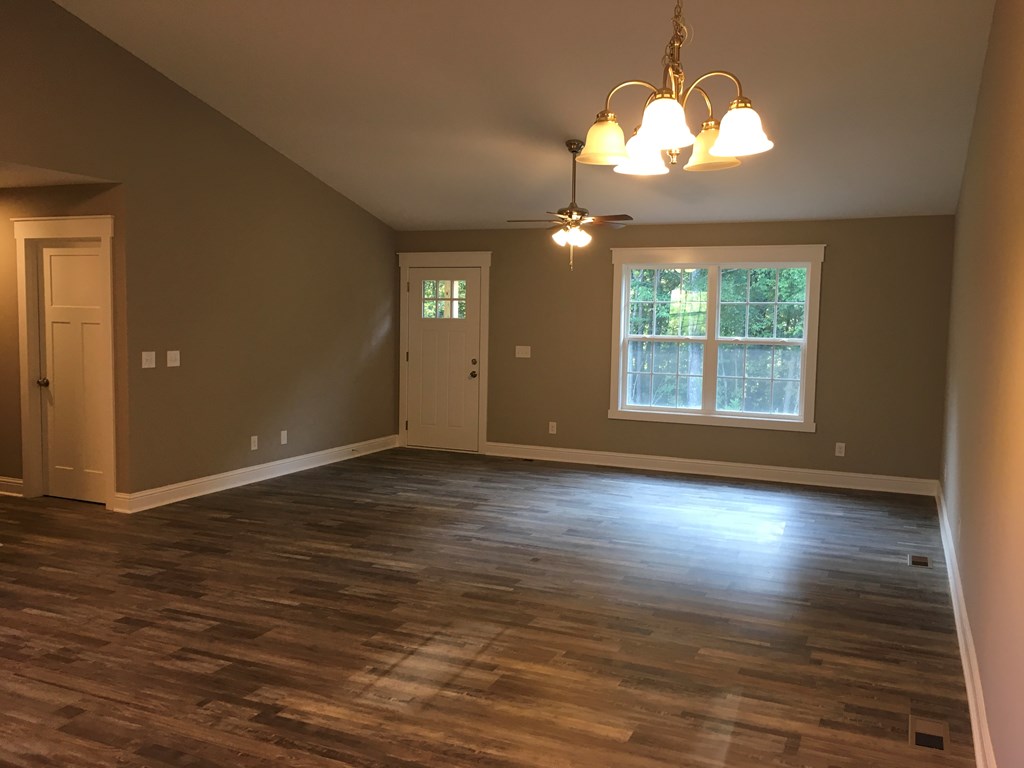 2563 Prospect Road Northeast Dalton, GA 30721 - Photo 4 of 12 Gallery Image 4