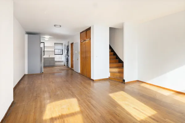 $7,200 | 1005 2nd Avenue, Unit 3 | Midtown East