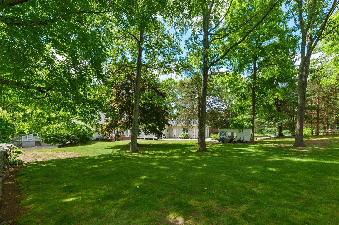 48 Colwell Road Smithfield, RI 02828 - Photo 33 of 43