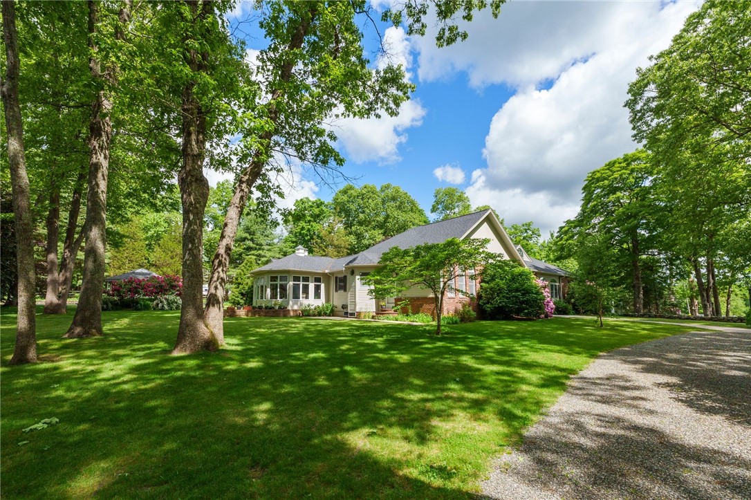 48 Colwell Road Smithfield, RI 02828 - Photo 5 of 43