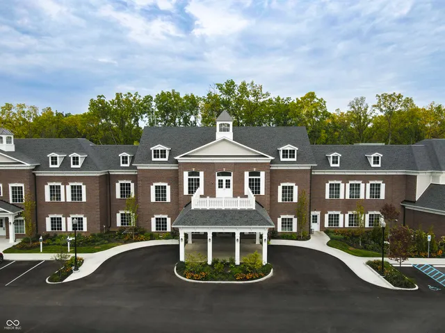 $365,000 | 10885 Dartmoor Court, Zionsville, IN 46077