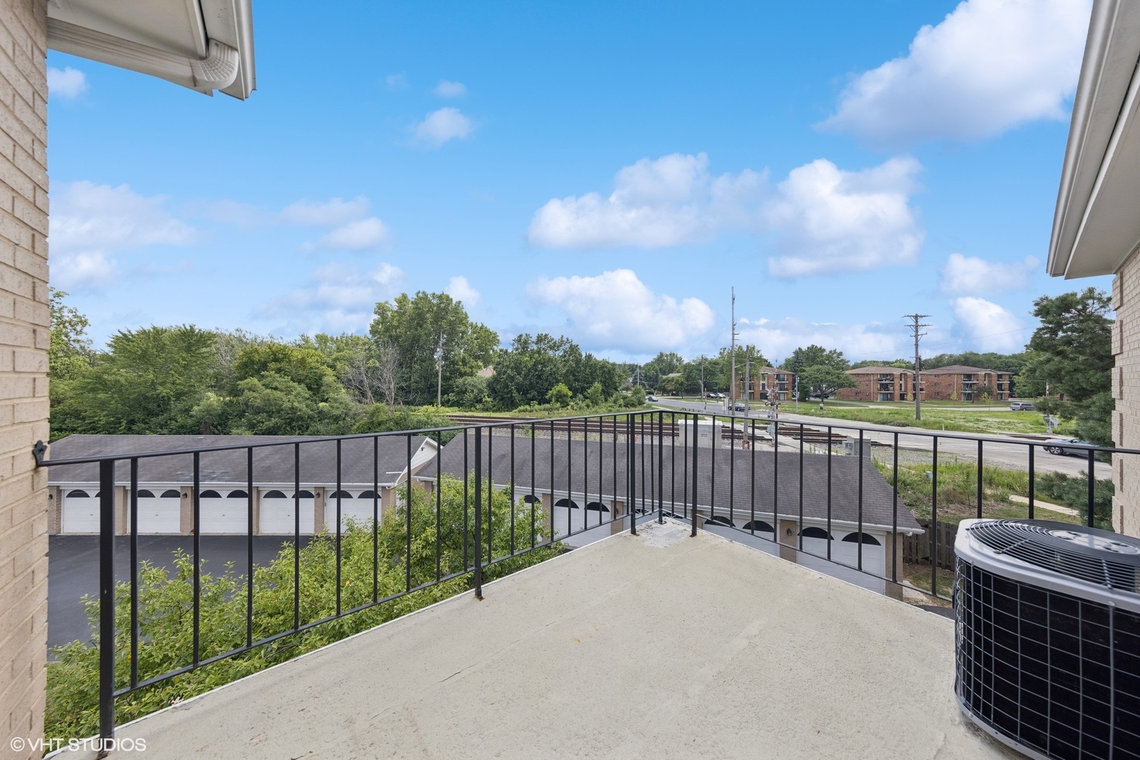 1258 Chalet Road, Unit 304 Naperville, IL 60563 - Photo 13 of 15