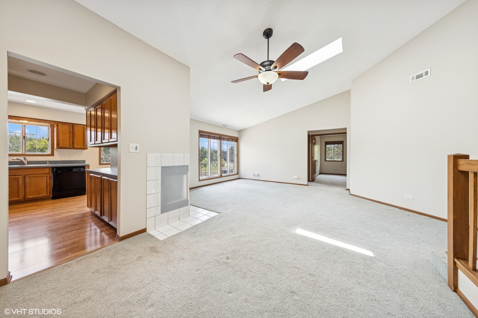 1258 Chalet Road, Unit 304 Naperville, IL 60563 - Photo 2 of 15