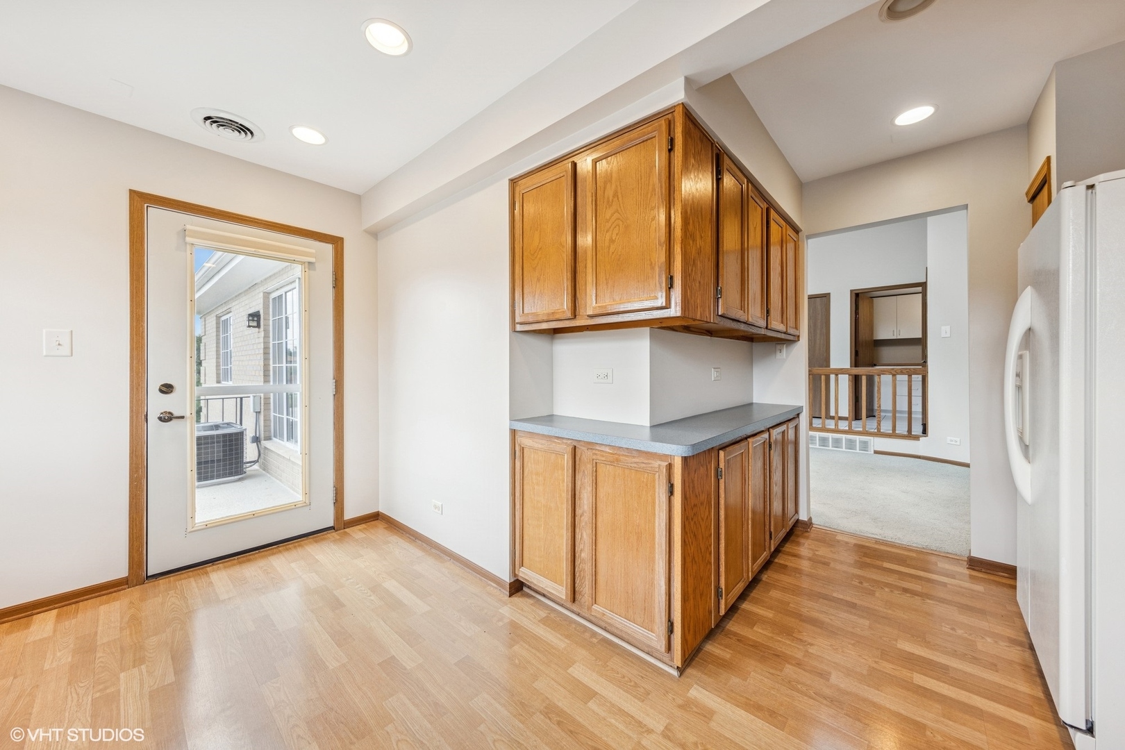 1258 Chalet Road, Unit 304 Naperville, IL 60563 - Photo 6 of 15