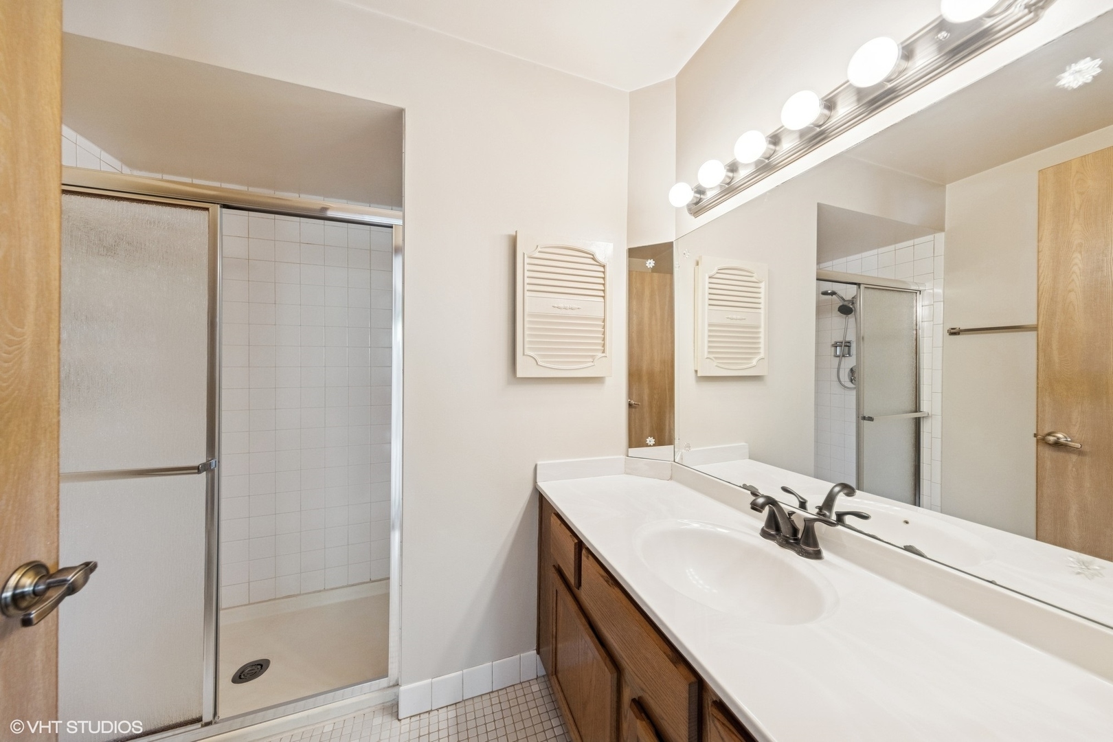 1258 Chalet Road, Unit 304 Naperville, IL 60563 - Photo 8 of 15