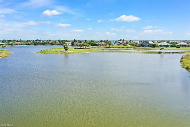 $209,000 | 18013 Sandtrap Drive, Naples, FL 34114