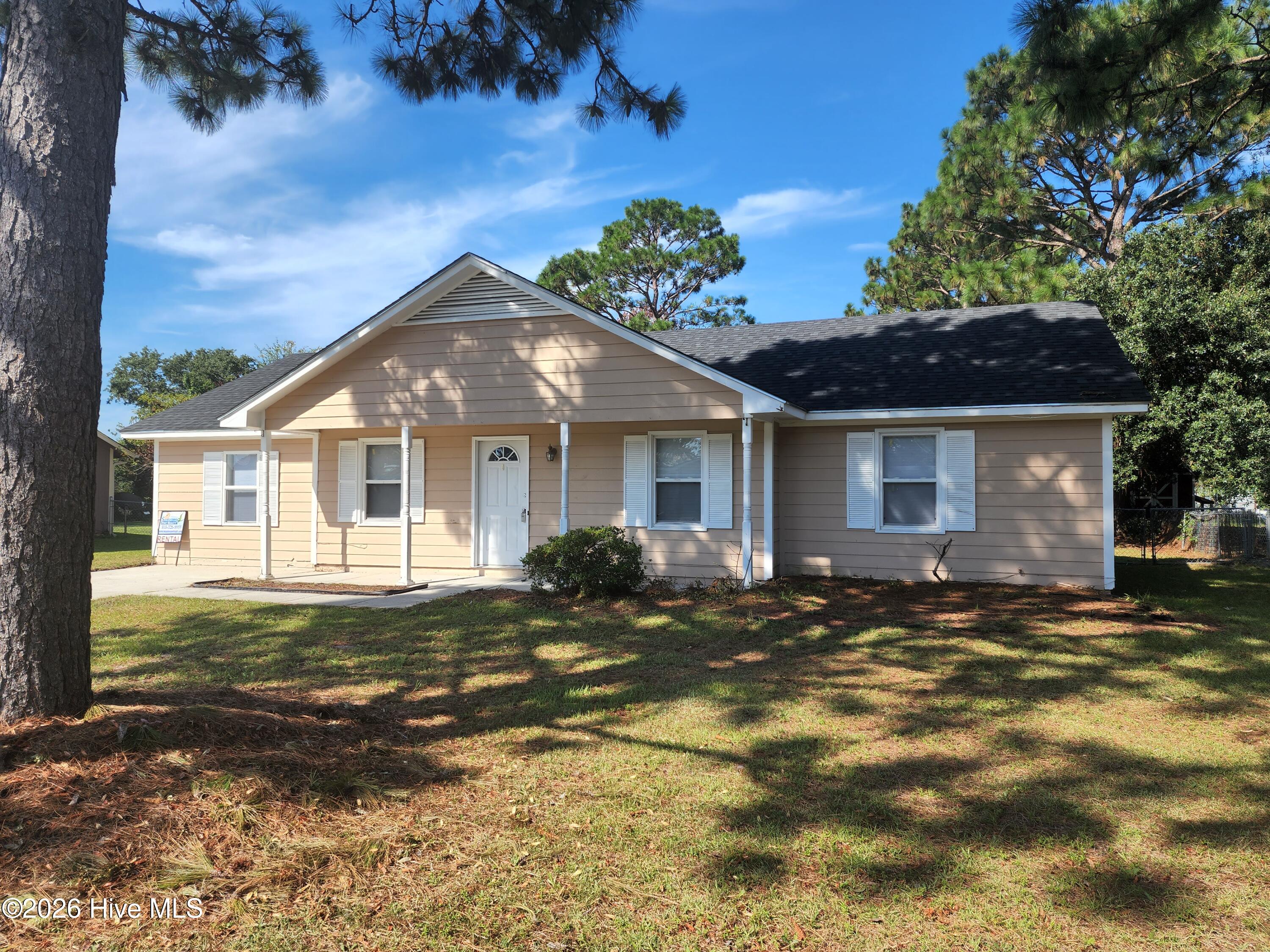 602 Sand Ridge Road Hubert, NC 28539 - Photo 2 of 26