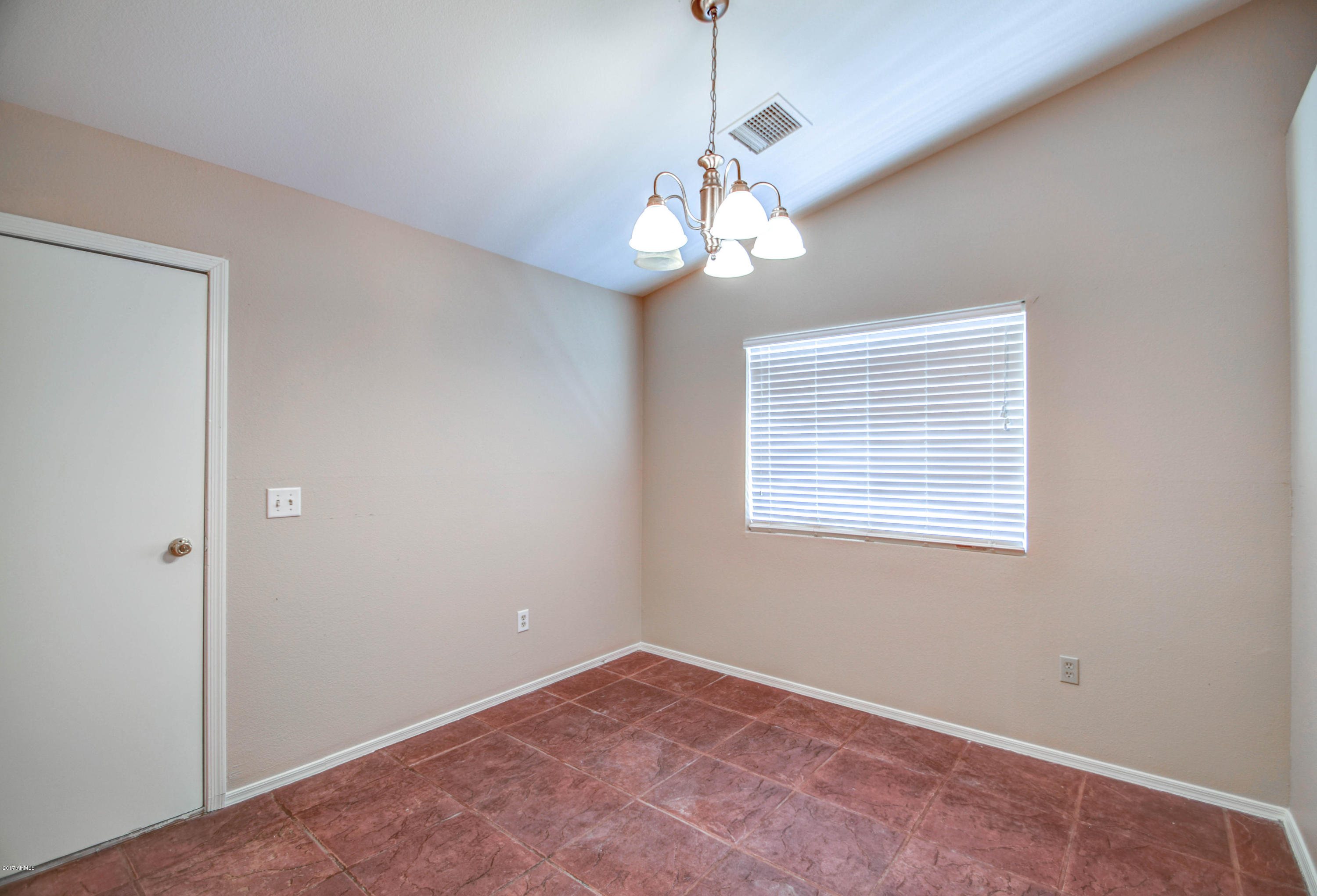 78 North Trekell Road Casa Grande, AZ 85122 - Photo 12 of 40 Dining 1