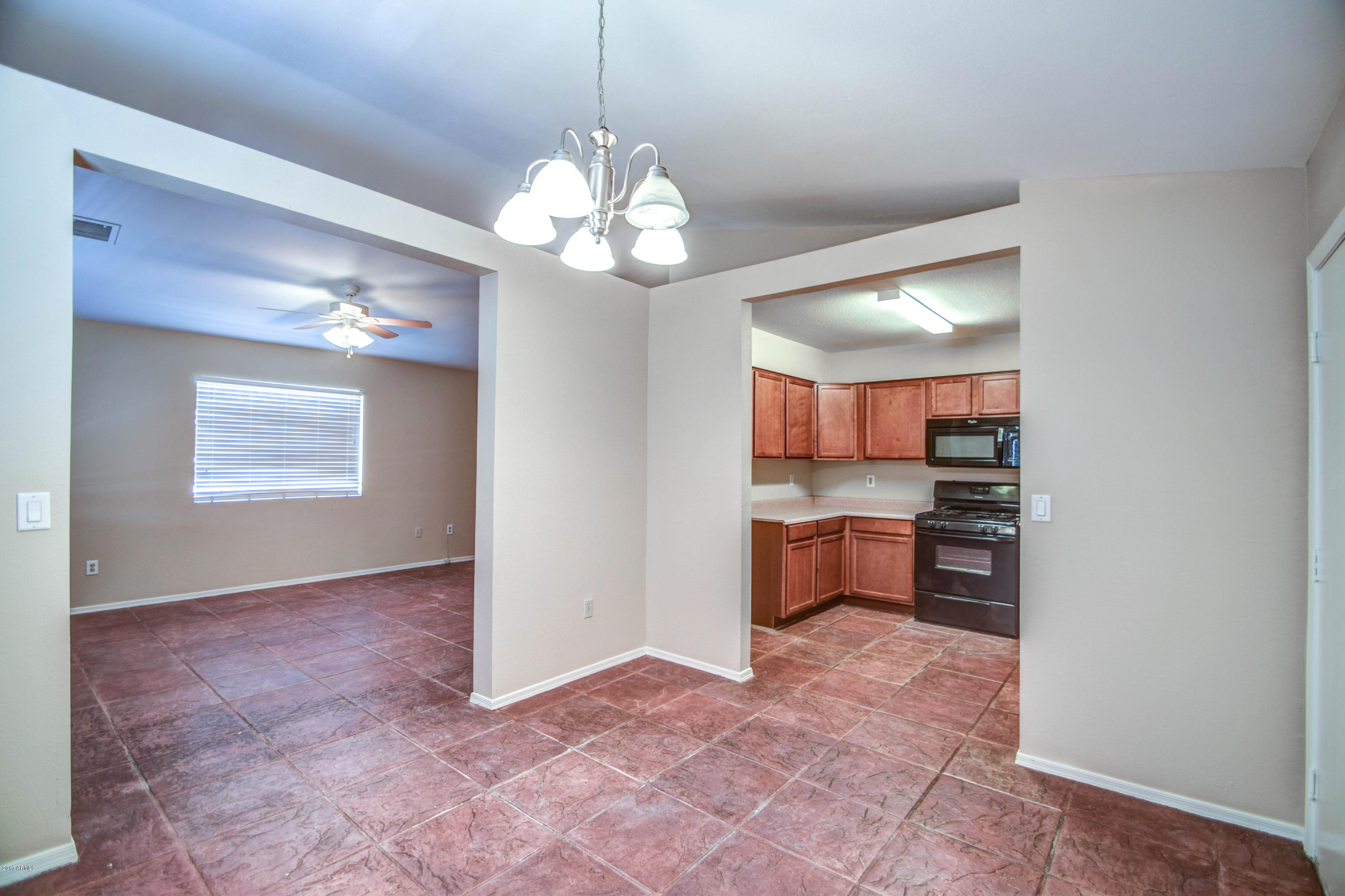 78 North Trekell Road Casa Grande, AZ 85122 - Photo 13 of 40 Dining 2