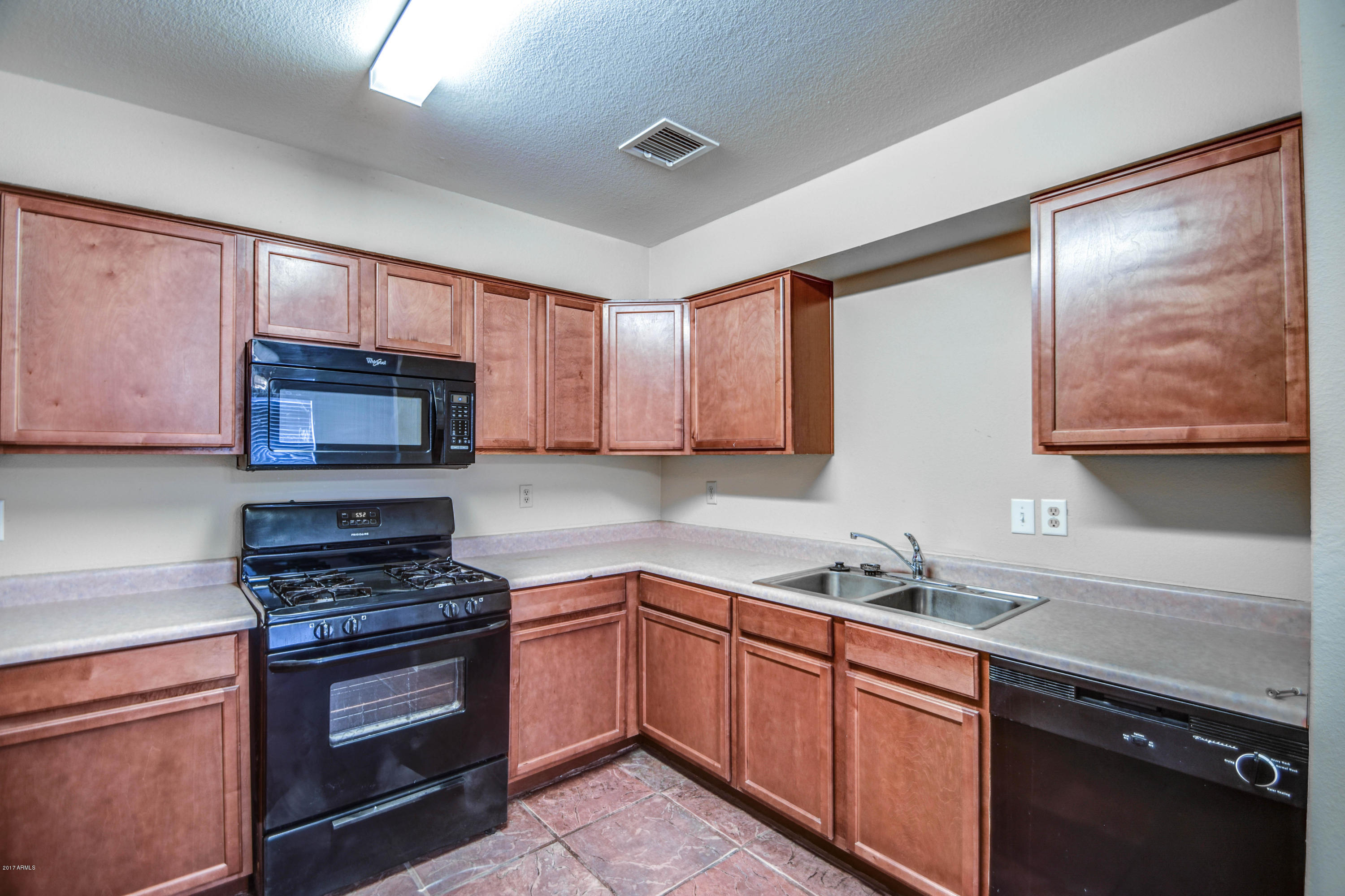 78 North Trekell Road Casa Grande, AZ 85122 - Photo 16 of 40 Kitchen 3