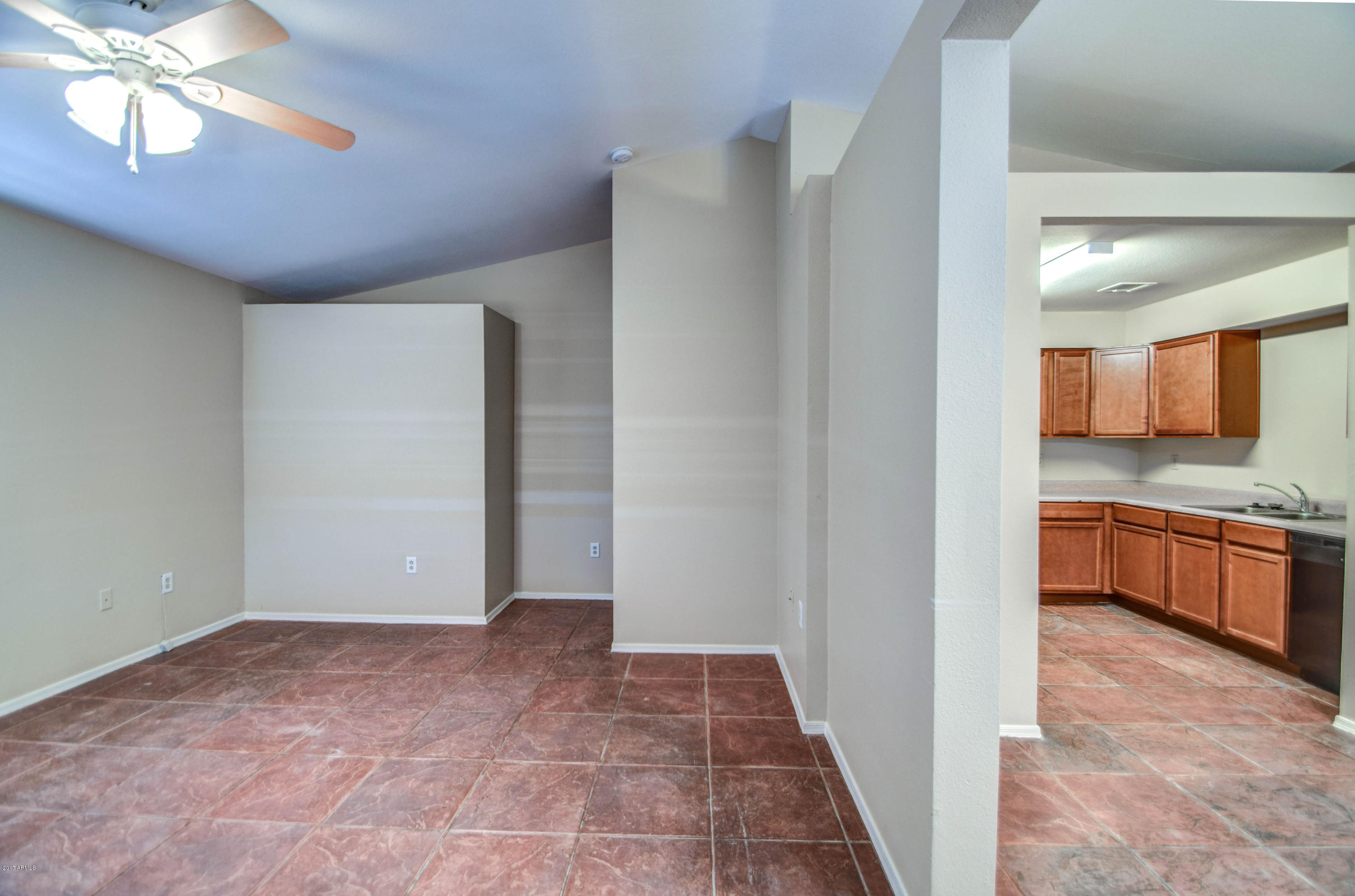 78 North Trekell Road Casa Grande, AZ 85122 - Photo 7 of 40 Entry 1