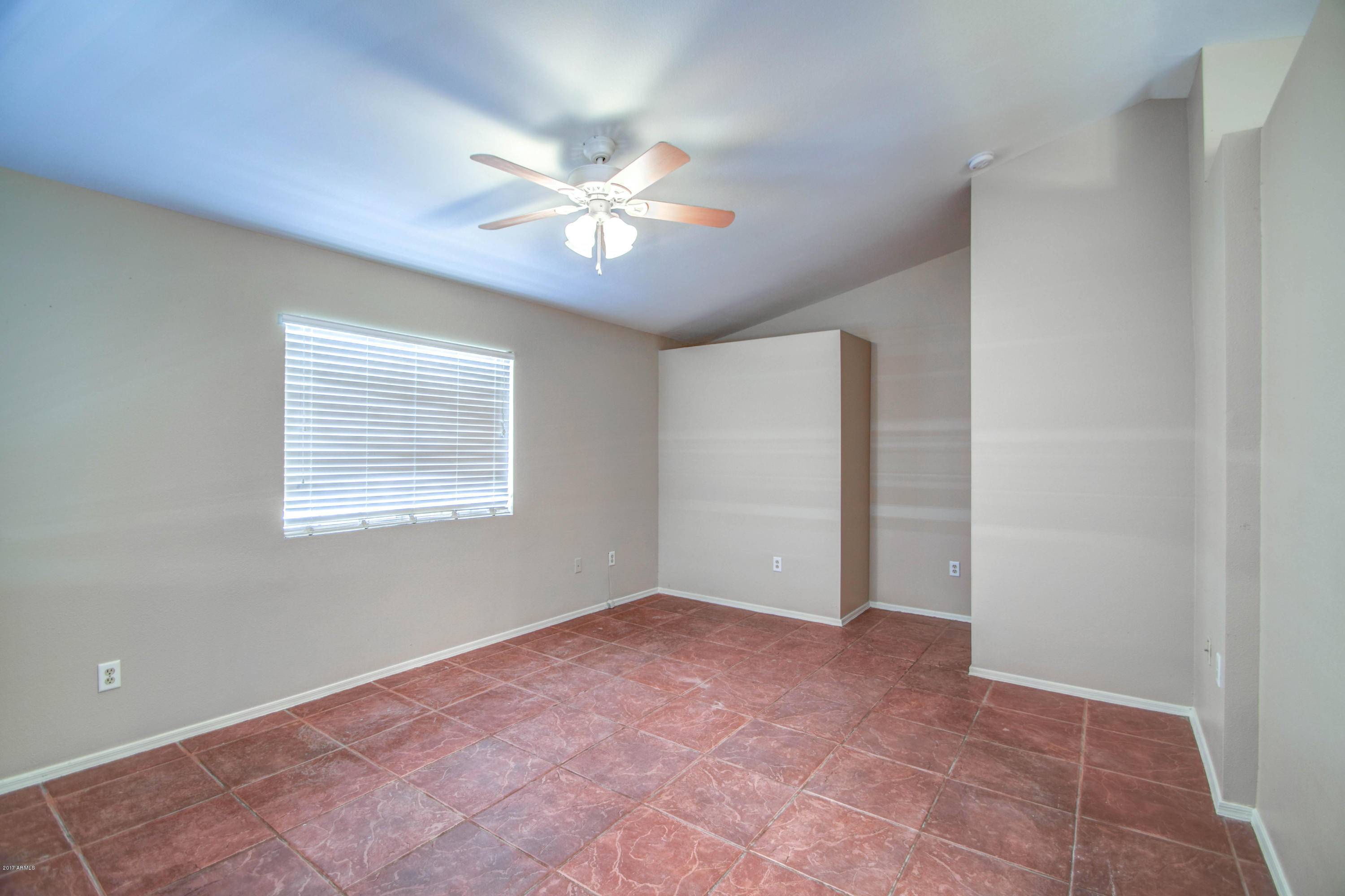 78 North Trekell Road Casa Grande, AZ 85122 - Photo 9 of 40 Living 1