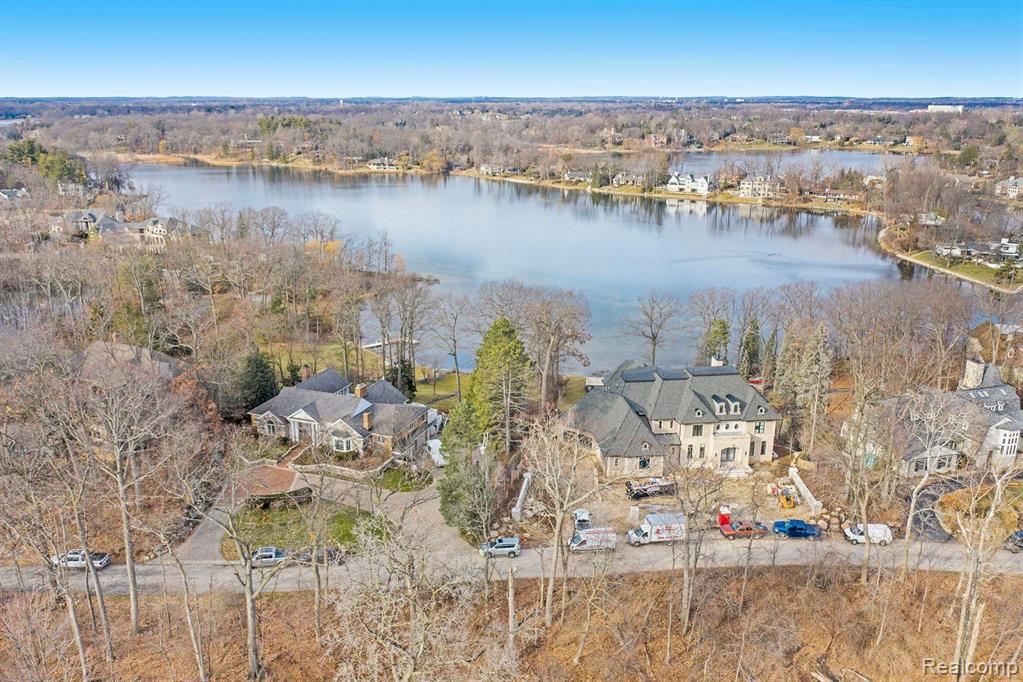 1436 Kirkway Road Bloomfield Hills, MI 48302 - Photo 9 of 14 Gallery Image 9