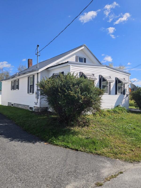 36 Perley Street Lewiston, ME 04240 - Photo 31 of 39 left side of home