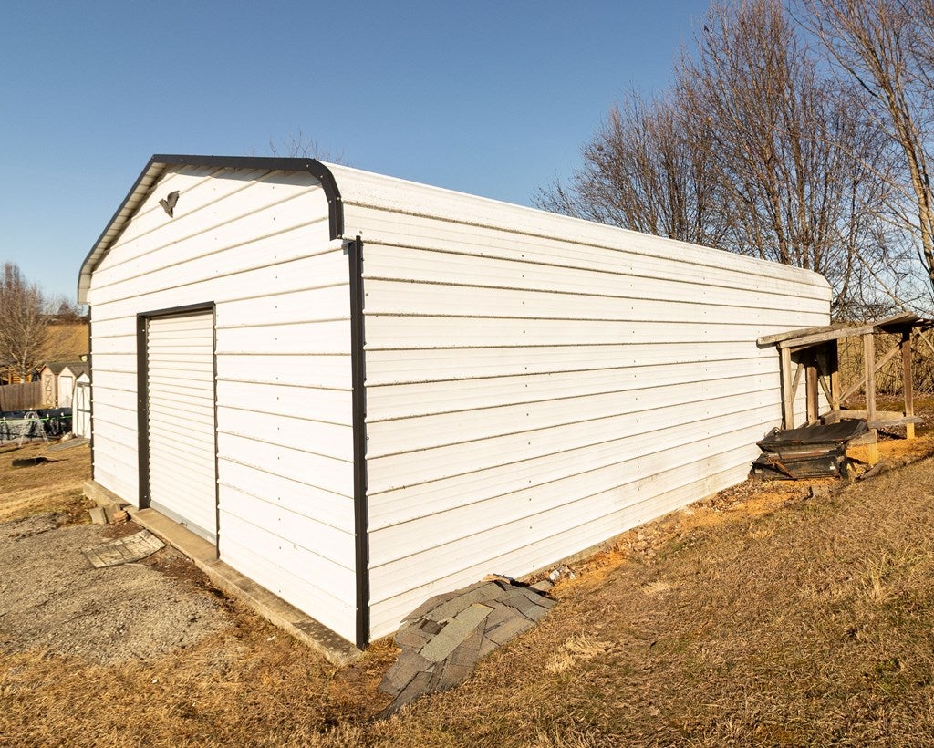 34205 Stagecoach Road Glade Spring, VA 24340 - Photo 11 of 26 Gallery Image 11