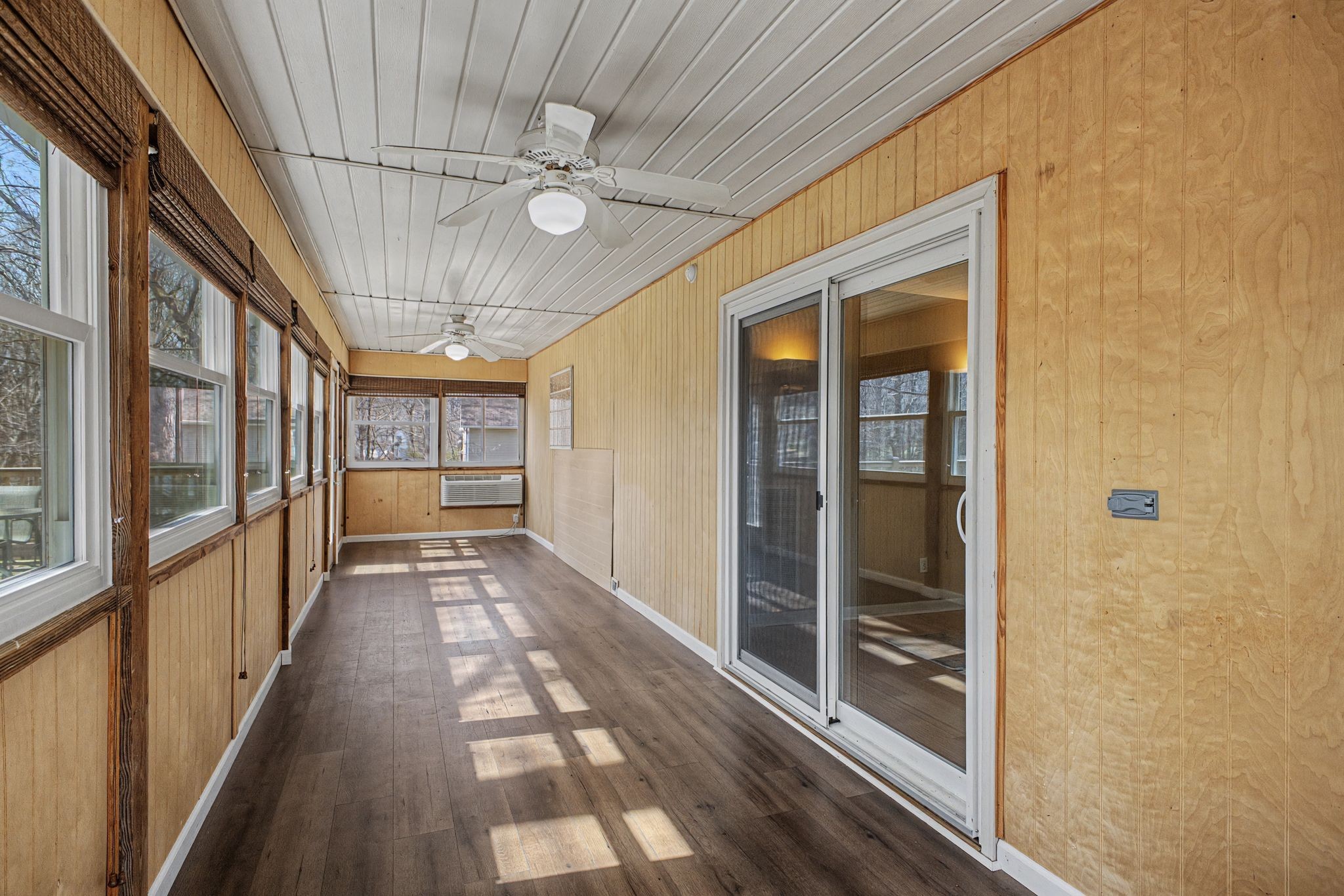 1081 Ridgecrest Drive Kingston Springs, TN 37082 - Photo 35 of 49 a view of a hallway with wooden floor and staircase