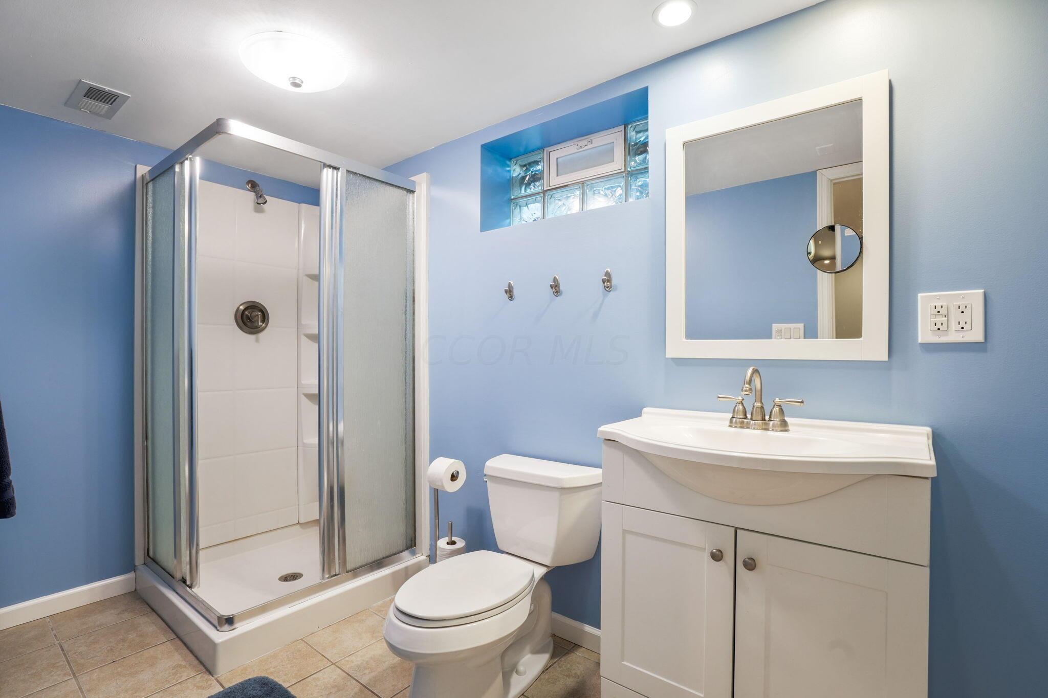 2086 Milden Road Columbus, OH 43221 - Photo 25 of 33 LL Bath