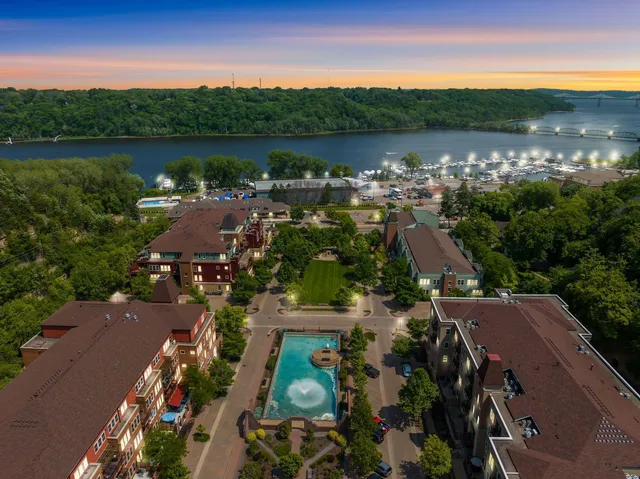 $575,000 | 650 Main Street North, Unit B05, Stillwater, MN 55082