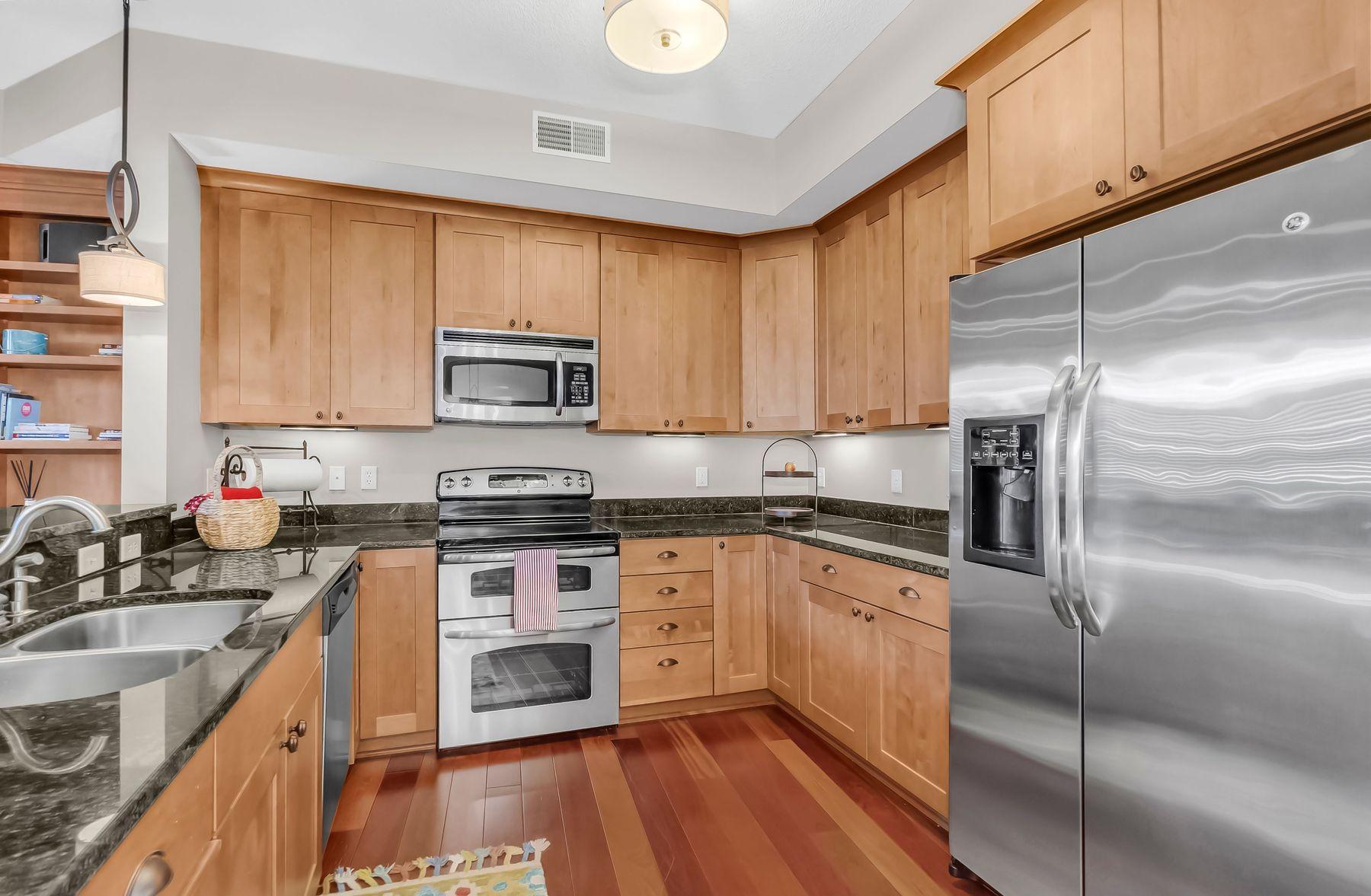 650 Main Street North, Unit B05 Stillwater, MN 55082 - Photo 7 of 34