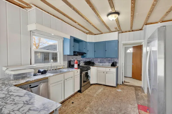 $139,500 | 816 South Kalamazoo Avenue, Marshall, MI 49068