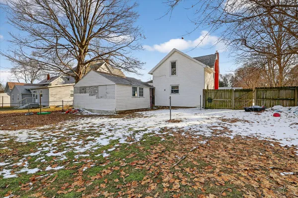 $139,500 | 816 South Kalamazoo Avenue, Marshall, MI 49068
