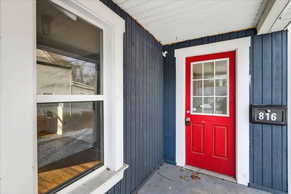 $139,500 | 816 South Kalamazoo Avenue, Marshall, MI 49068