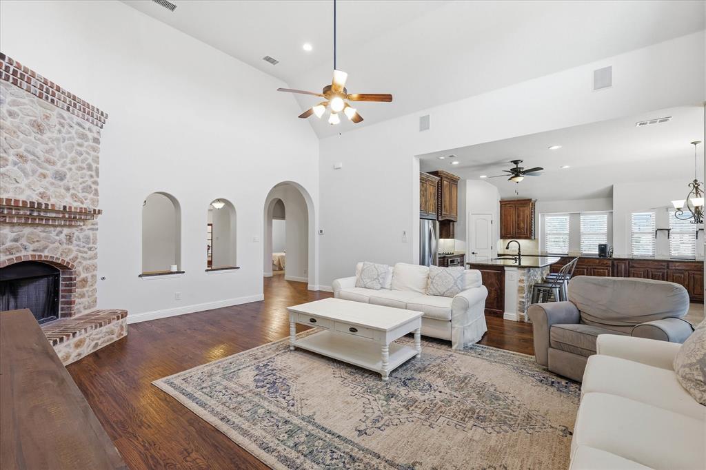 13850 James Ranch Court Justin, TX 76247 - Photo 15 of 40