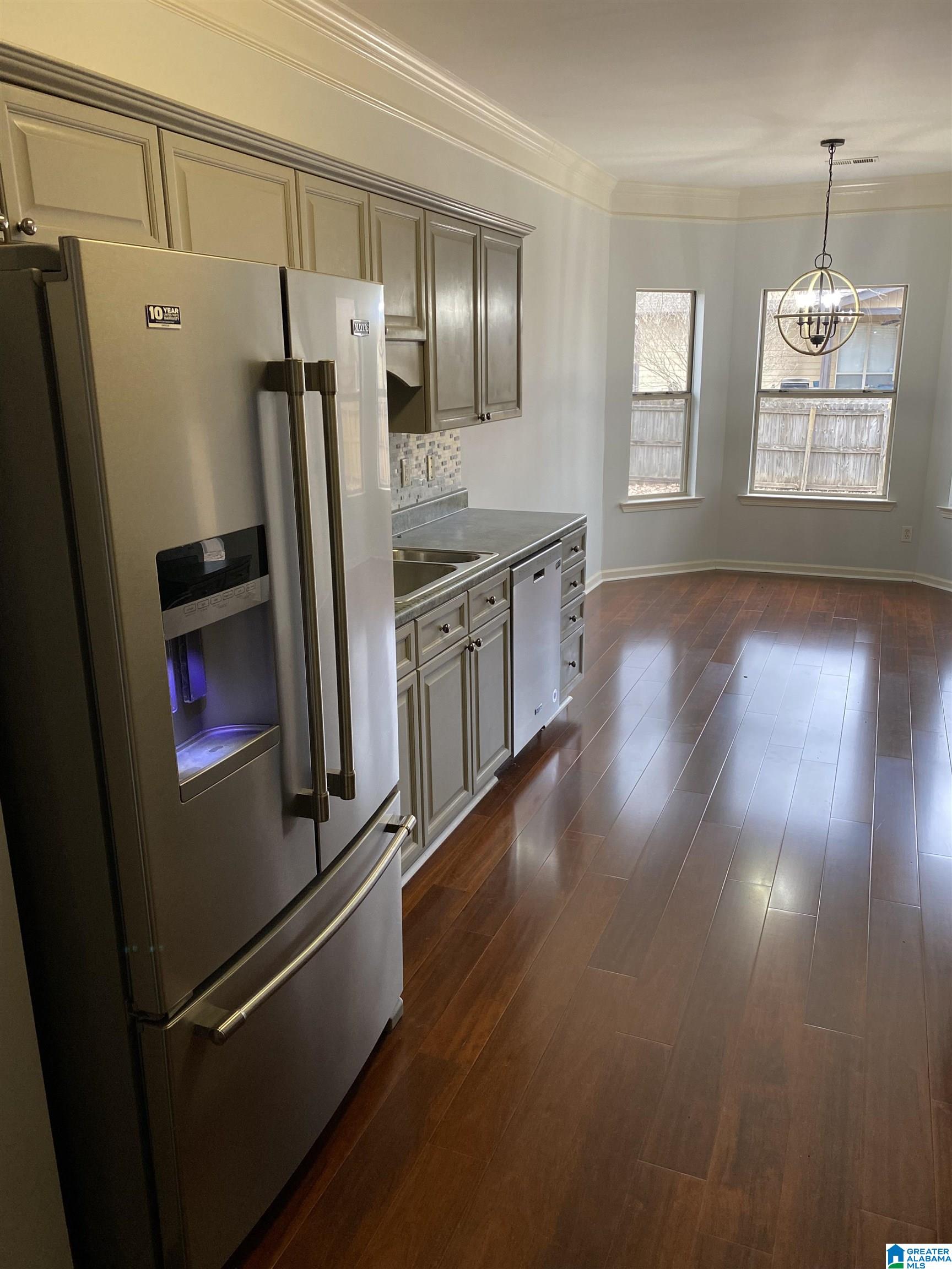 688 Barkley Circle Alabaster, AL 35007 - Photo 8 of 34