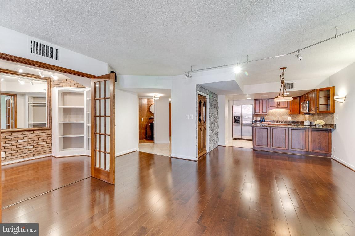 1099 22nd Street Northwest, Unit 304 Washington, DC 20037 - Photo 18 of 44 Big open layout in your living space