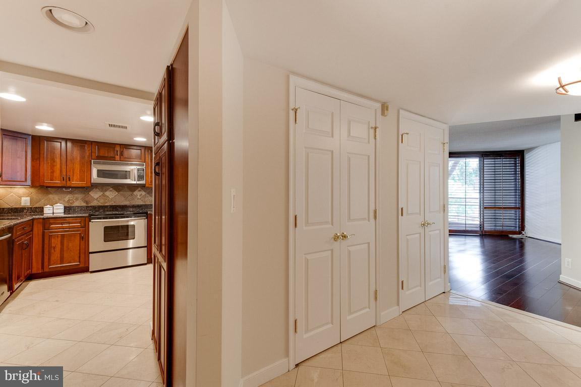 1099 22nd Street Northwest, Unit 304 Washington, DC 20037 - Photo 4 of 44 Entryway to your new home.